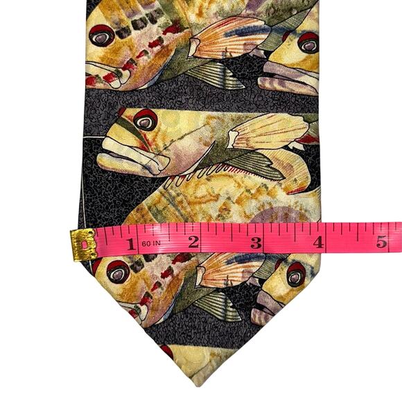 Vintage 90s Endangered Species ‘I Thought You Said She’d Be Here’ Fish Silk Tie - Picture 6 of 7